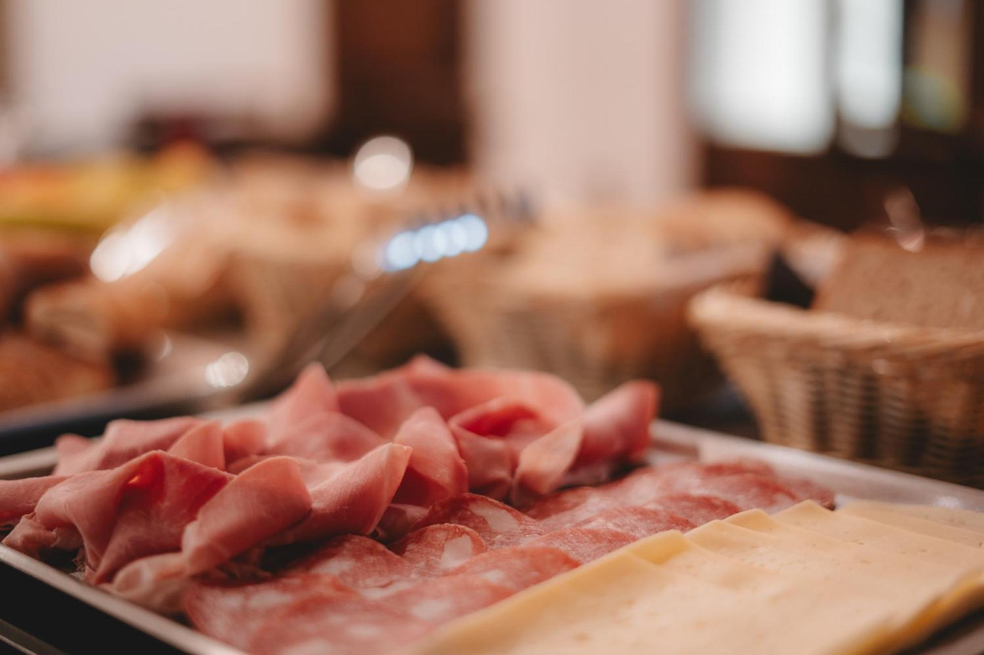 Agriturismo La Valle Di Vico คาปราโรลา ภายนอก รูปภาพ